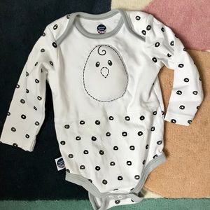 Nested Bean bodysuit size 6-9 months, never used!